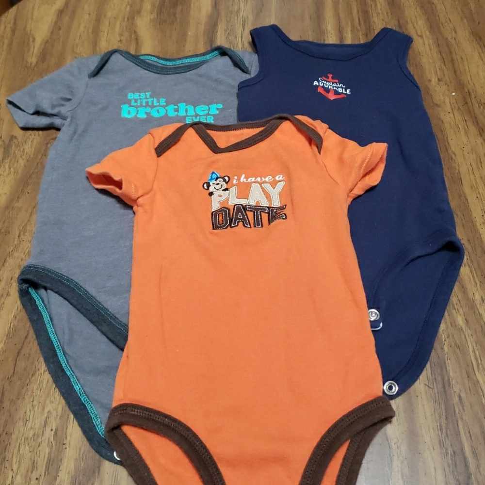 ⭐Onesie bundle